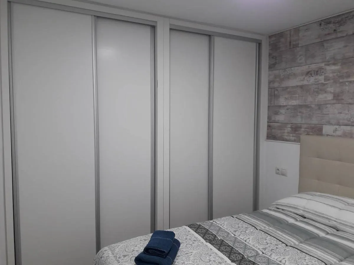 Apartment Apartamento Nuevo Y Centrico De 2D En Fuengirola A 150 M De La Playa Hotel Spain